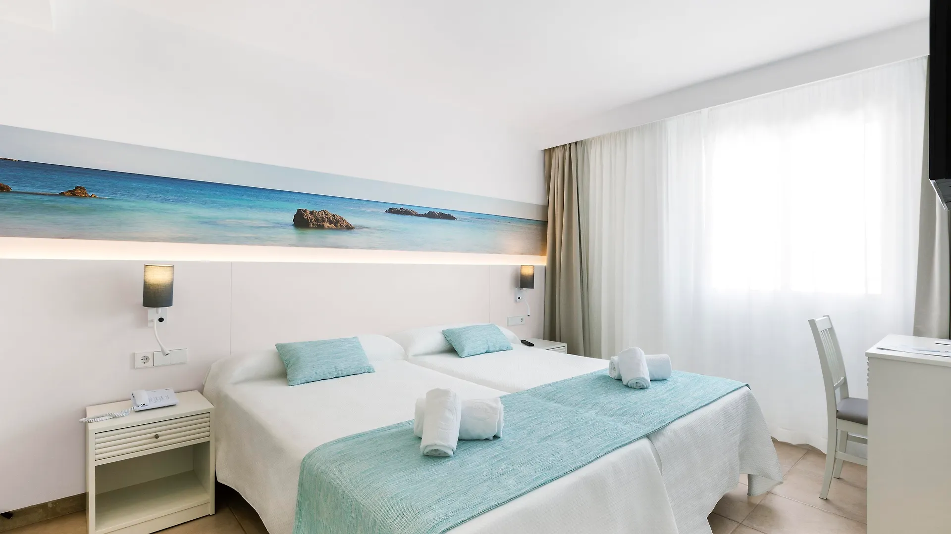 Aluasun Continental Park Hotel & Apartments Playa de Muro  Playa de Muro (Mallorca)